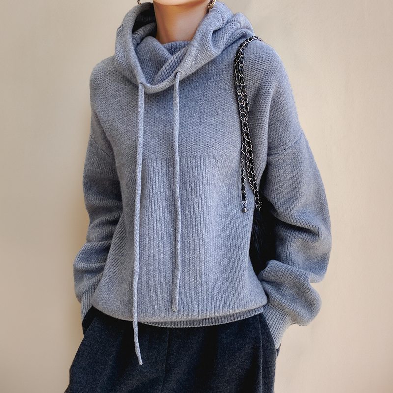 MIRANDA | Oversized Knitted Hoodie